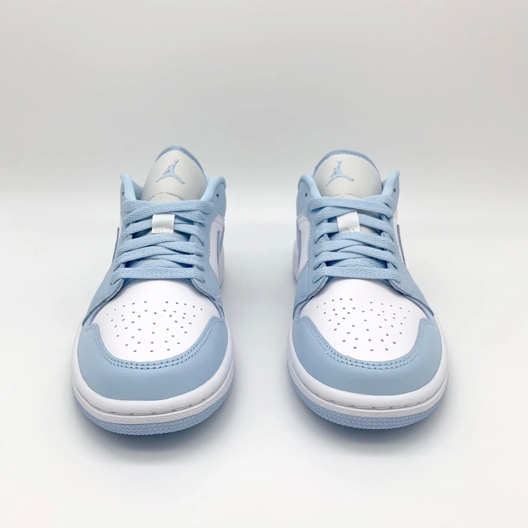 Jordan 1 Low Aluminum