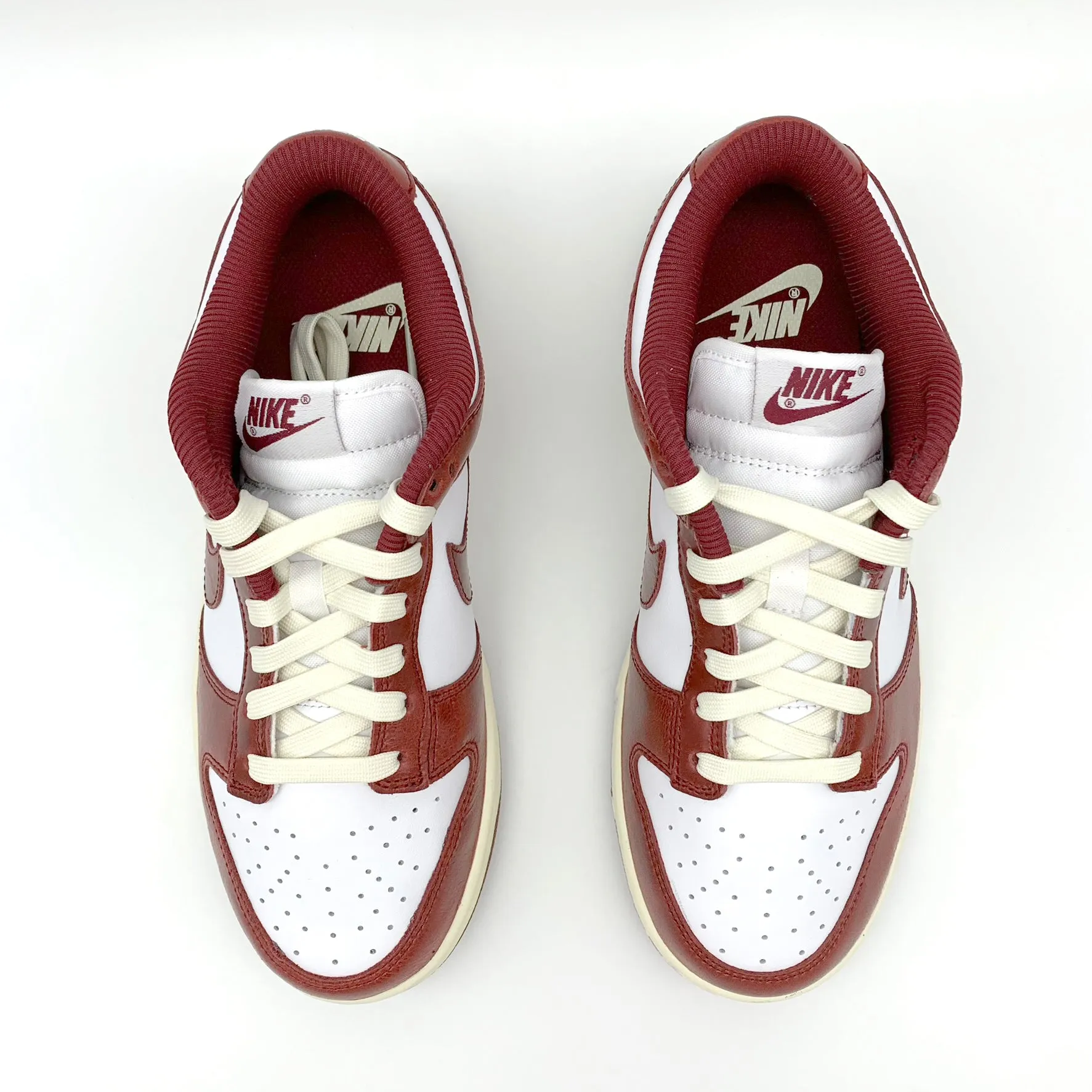 Nike Dunk Low PRM Team Red